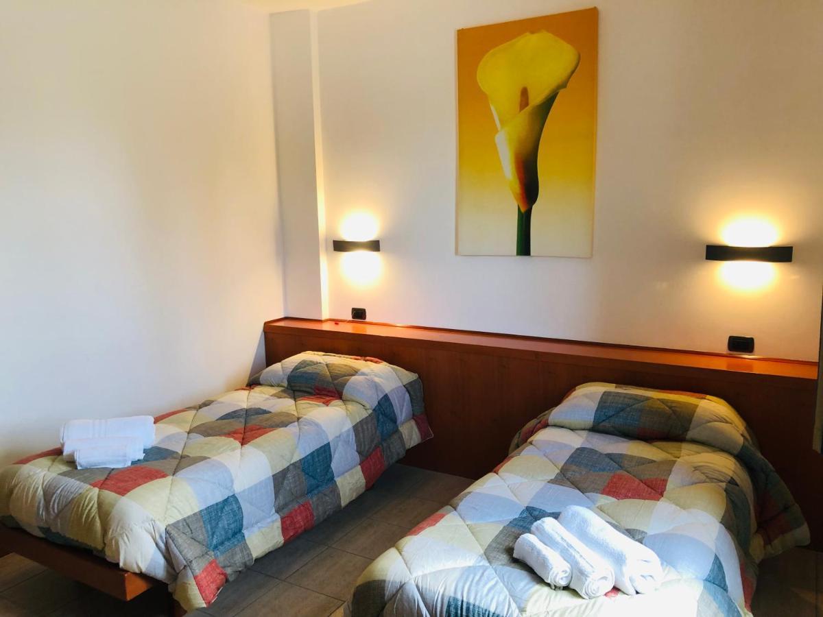Hotel Softwood Recanati Buitenkant foto
