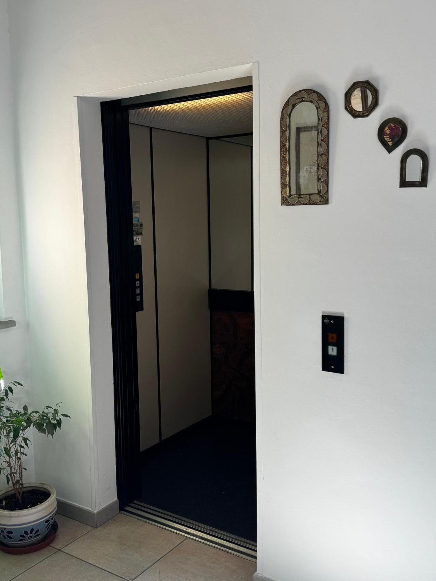 Hotel Softwood Recanati Buitenkant foto