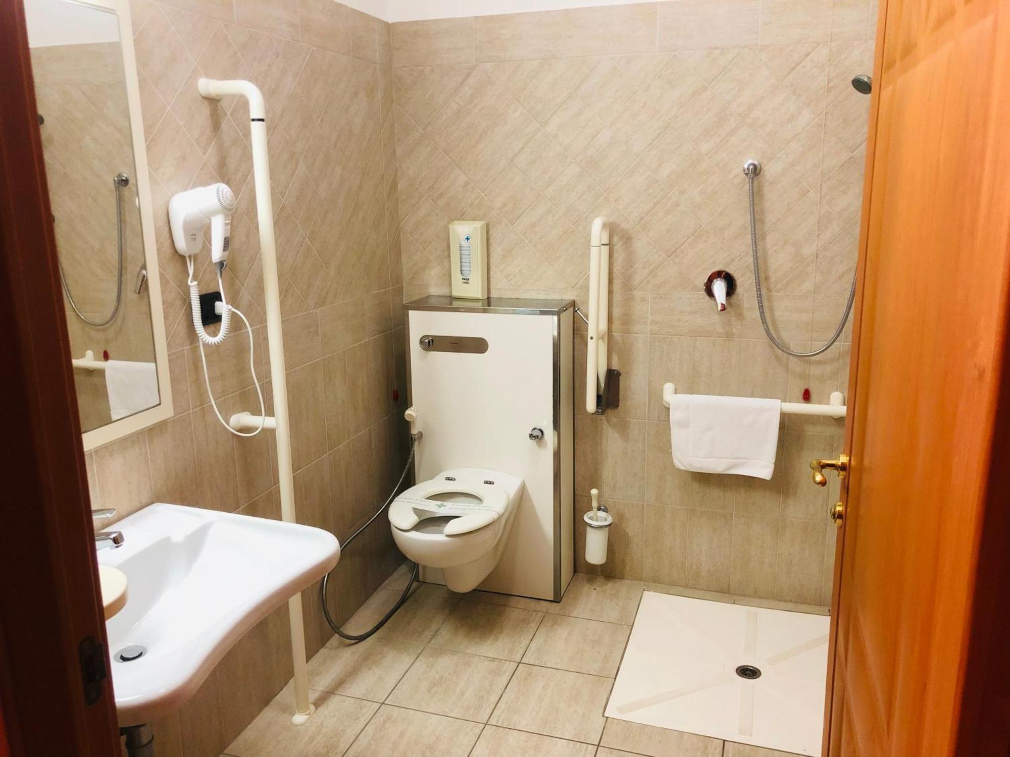 Hotel Softwood Recanati Buitenkant foto